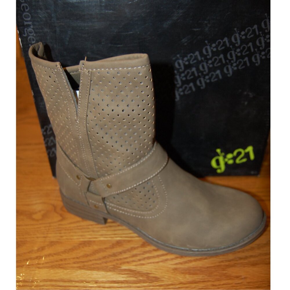 NEW G:21 Emma Taupe Western Style Ankle Boot Size 9 Women's